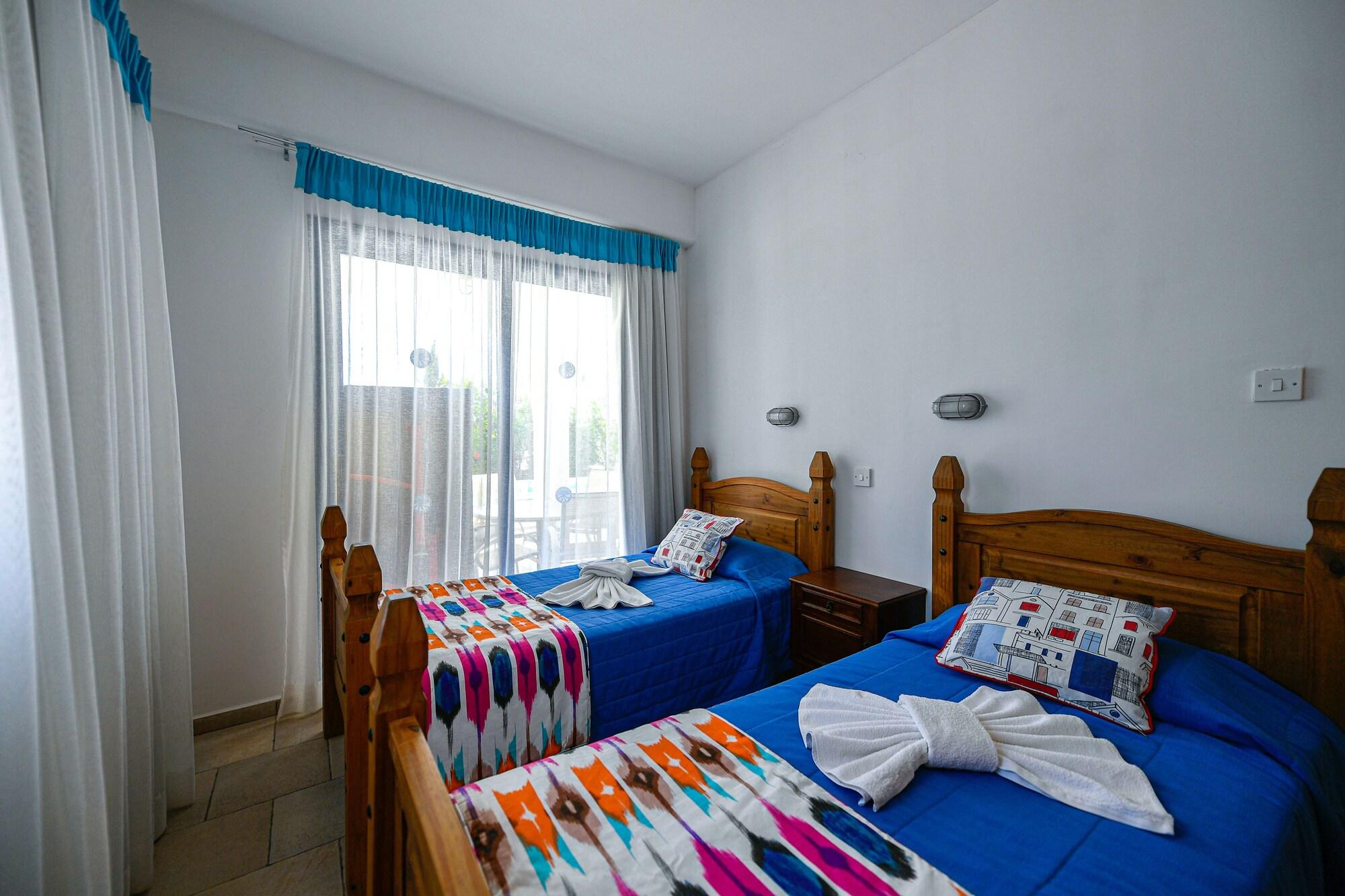 Sanders Azzurro Paphos Exterior foto