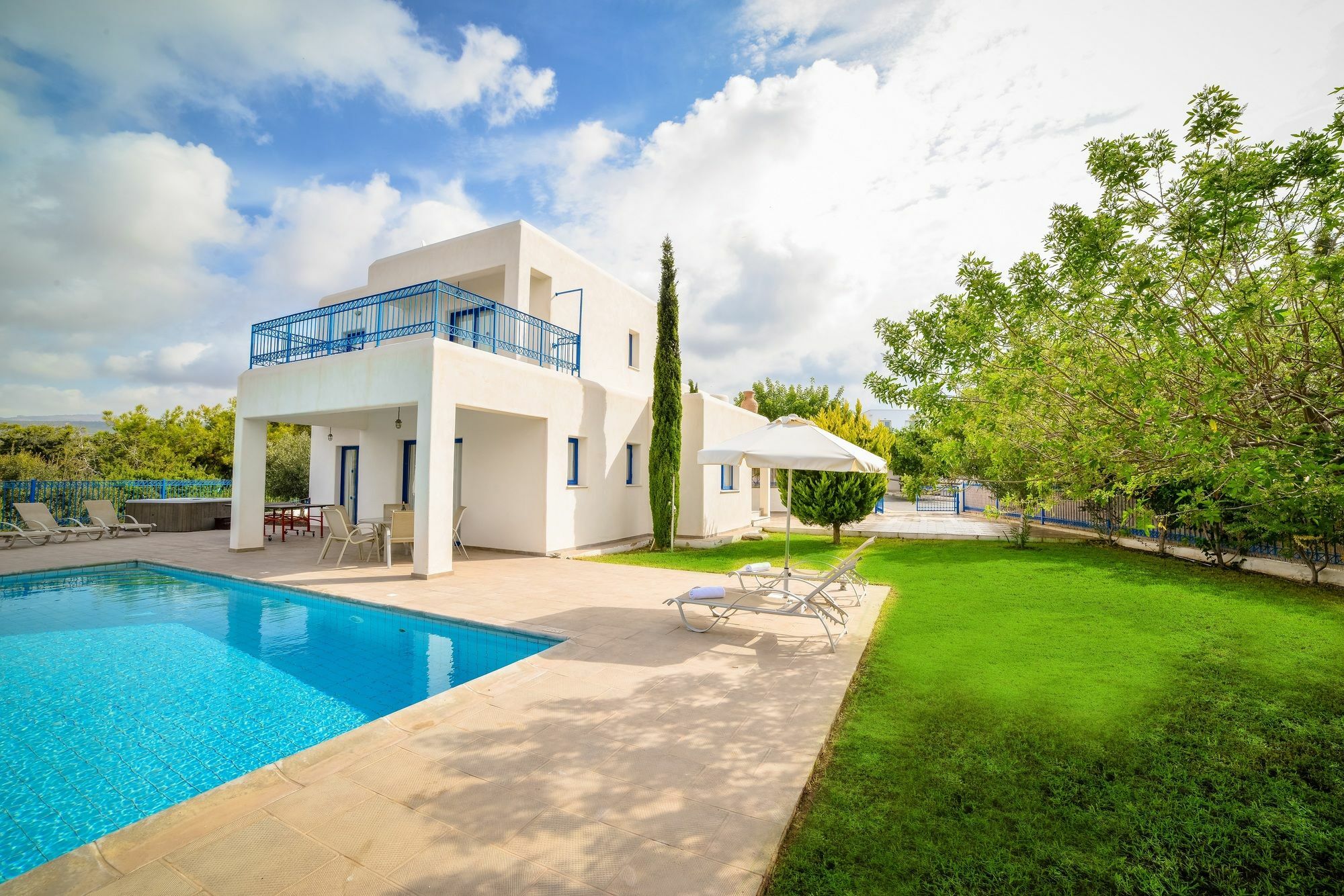 Sanders Azzurro Paphos Exterior foto